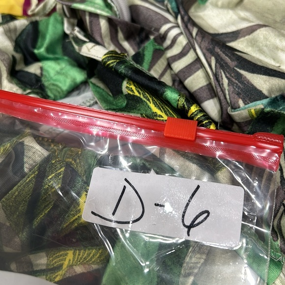 Fashion Nova NWT! Costa Rica Printed Green/Combo Jumsuit Size M - Picture 15 of 15